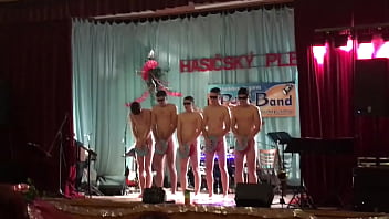Horny guys exhib naked in public